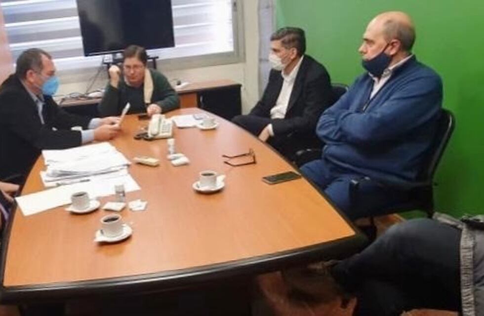 Finalmente la comitiva nacional logró ingresar a las oficinas de Vicentin