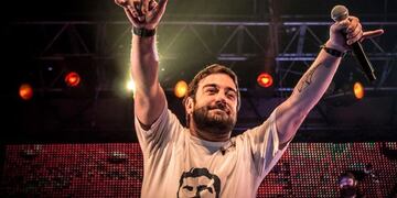 El cantante de Las Pastillas del Abuelo\u002E