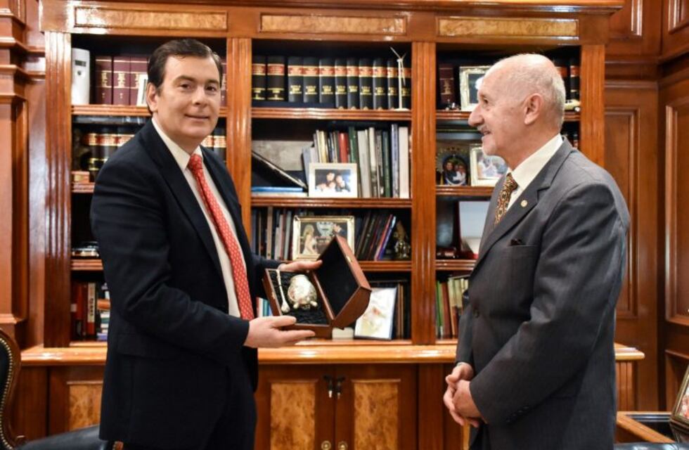 Por primera vez el Cónsul de Paraguay en el NOA visitó Santiago del Estero