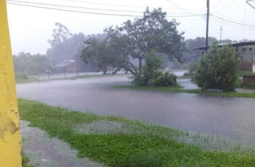 Esquina siente los embates del clima