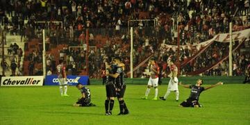 Los tres triunfos seguidos de la Gloria lo ponen como candidato\u002E Y sigue cuarto porque perdiu00f3 Nueva Chicago\u002E