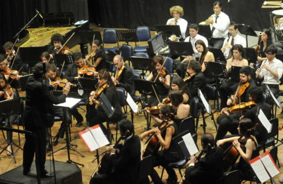 Los músicos de la Orquesta Sinfónica de UNC seguirán siendo becarios