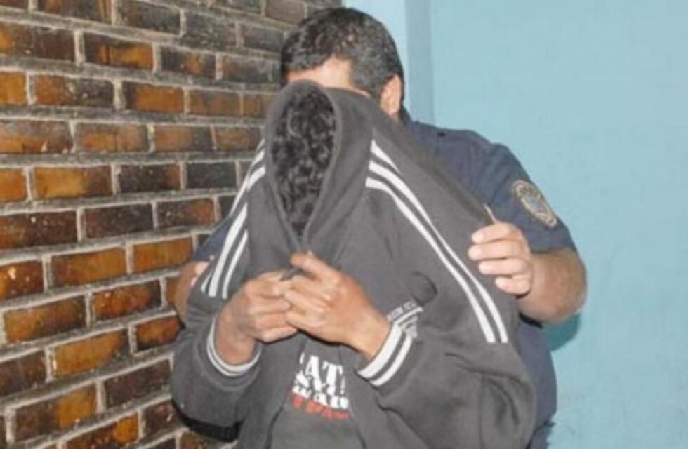 Ingresó a una vivienda para robar pero los ruidos lo delataron