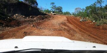 Llevan a cabo mantenimientos en la Ruta Provincial 18