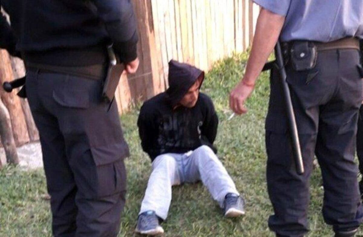 Joven acusado de apuñalar a su ex pareja y la madre de esta\u002E