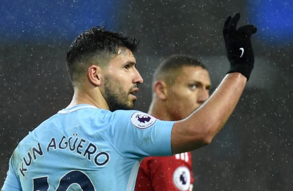 Agüero arrancó el año con un gol en el Manchester City