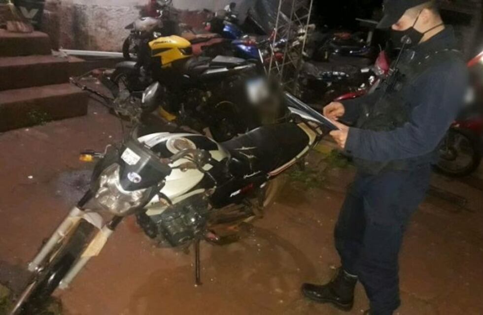Recuperaron una moto minutos después de que fuera robada