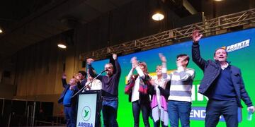 El anuncio cayó pasadas las 21 desde el Mercado del Patio\u002E (@pfornero)