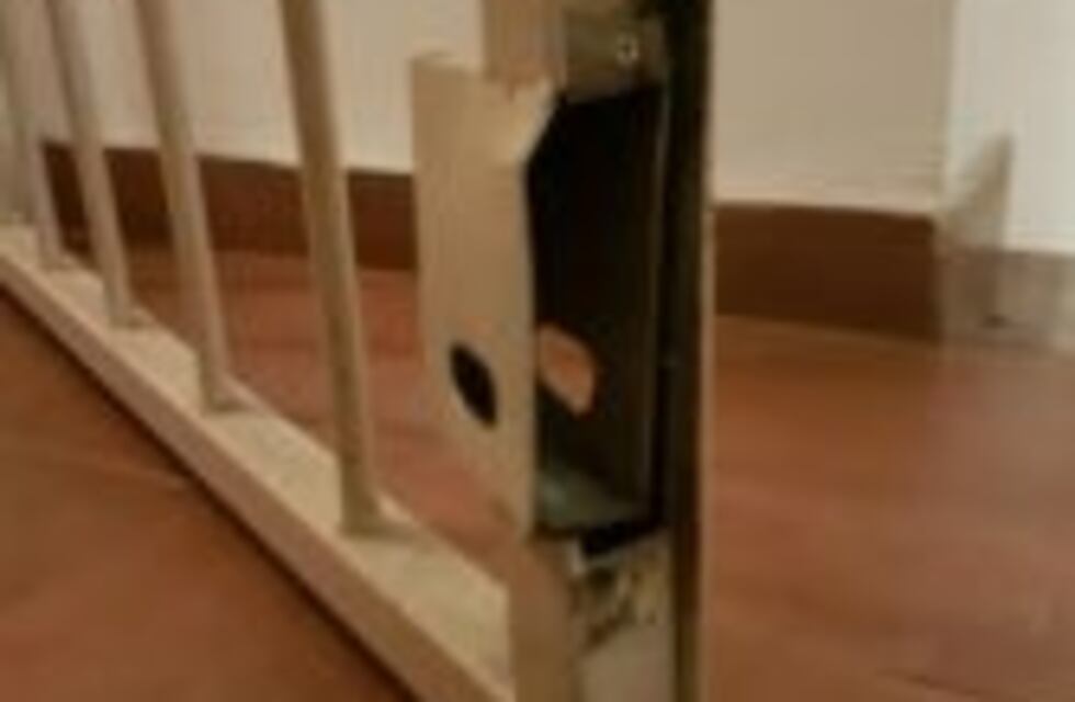 Escruche en cuatro departamentos de un mismo piso en Corrientes al 2100