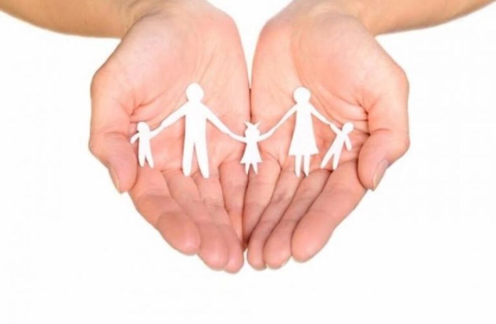 Convocan a familias para recibir de forma transitoria a dos bebes y seis nenes