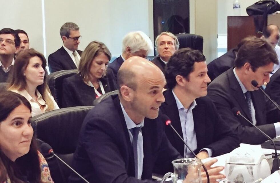 Dietrich prometió duplicar la cantidad de autopistas en el país en cuatro años