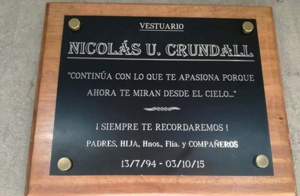Un club en Punta Alta volvió para quedarse y comenzó con un homenaje