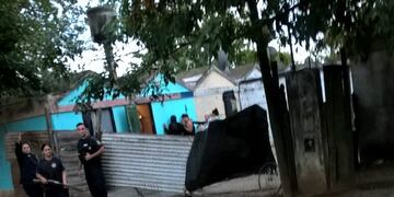 El operativo se realizu00f3 este domingo por la mau00f1ana en Rouillu00f3n al 4300, en barrio Toba.