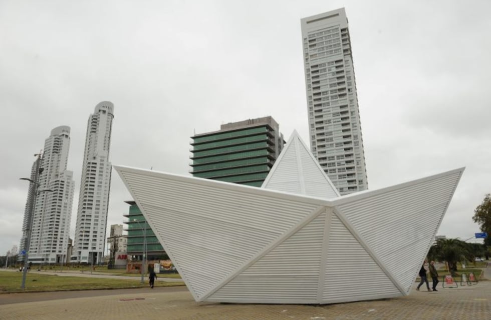 El Barquito de Papel se iluminará de rosa para concientizar sobre el cáncer de mama