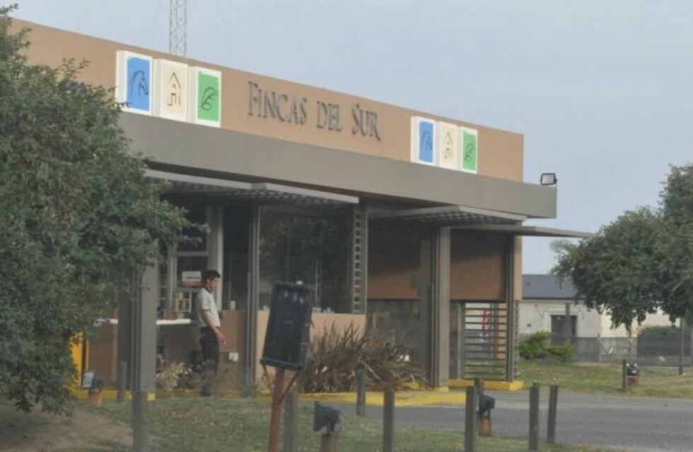 Se incendió una casa y debieron asistir a una mujer de 84 años