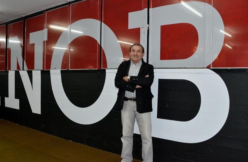 Falleció Juan Carlos Montes, el DT que llevó a Newell's a su primer título