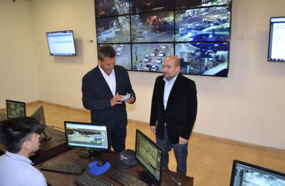 Sergio Massa visitó La Banda para la inauguración del programa "Alerta Banda"