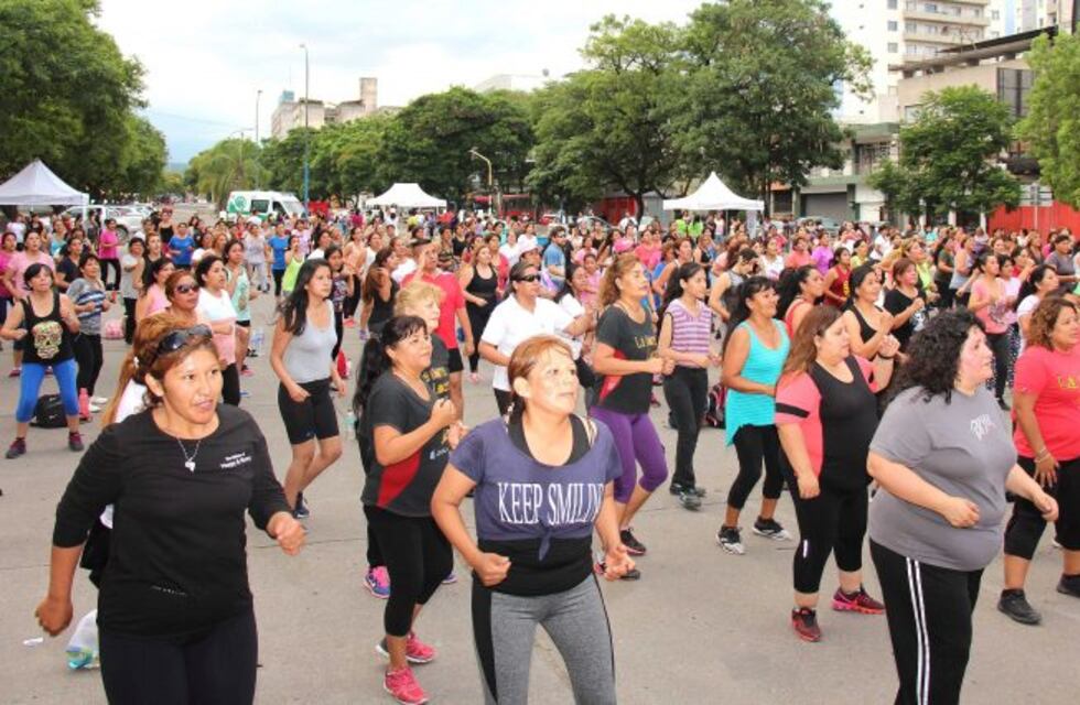 Festejo previo con las madres de Jujuy, en la Pista de la Salud
