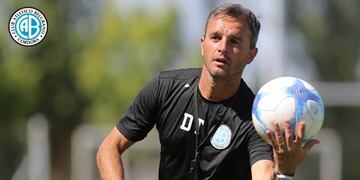 El técnico Celeste y un momento delicado del equipo, obligado a sumar\u002E