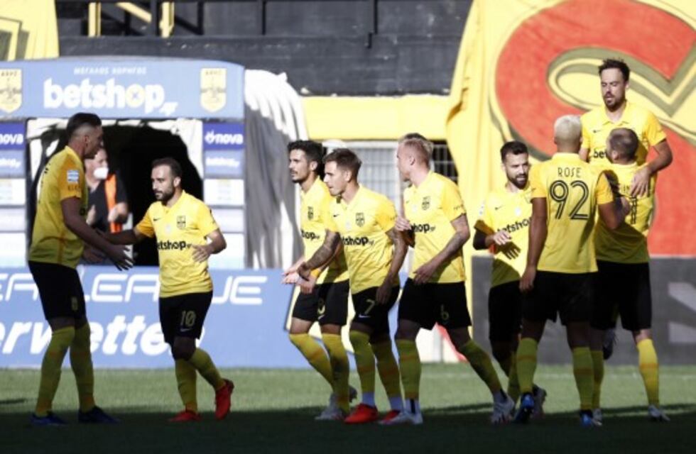 El Aris Salónica de Mancini empató en la Superliga de Grecia