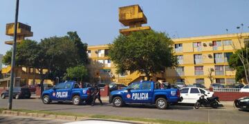 Este miércoles allanaron Grandoli y Gutiérrez tras el robo de 80 celulares en un local céntrico\u002E (@somosrosariook)