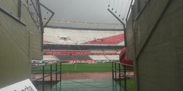 Se suspendió el partido postergado entre River y Estudiantes por la tormenta\u002E