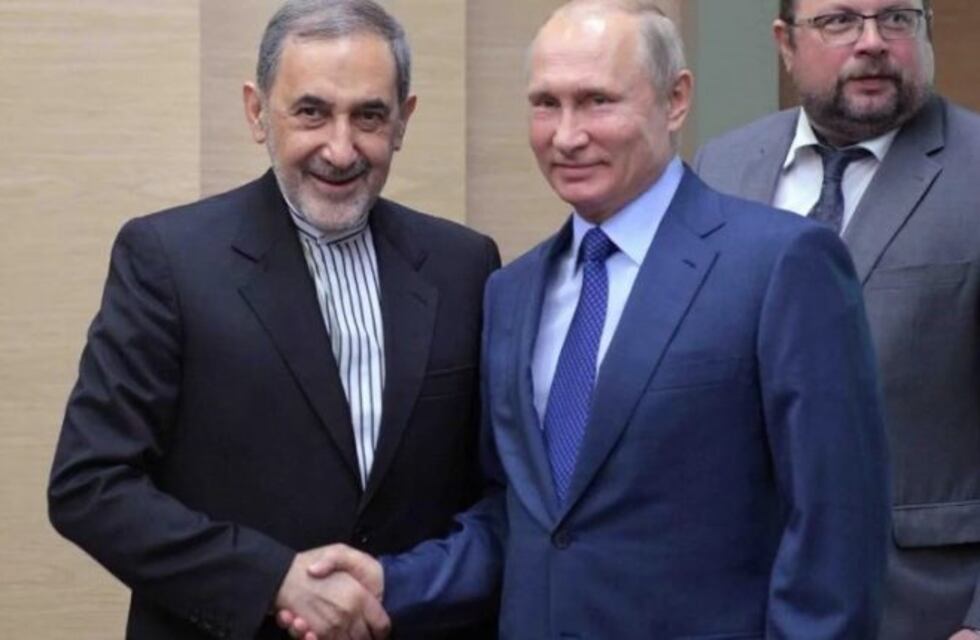 Vladimir Putin se reunió con el excanciller iraní prófugo por el atentado a la AMIA