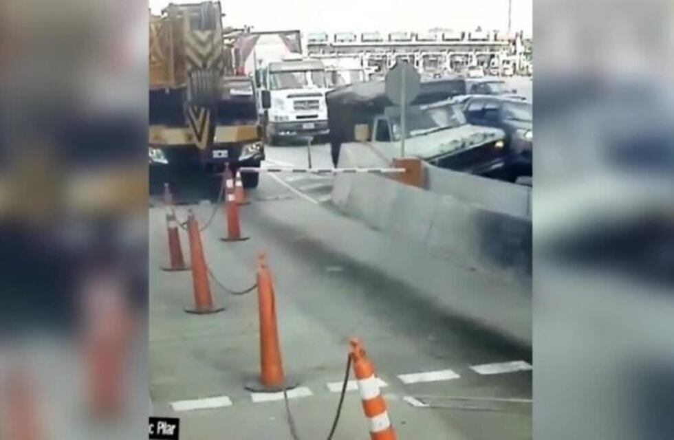 No, estas camionetas no chocaron en el Paseo del Bajo