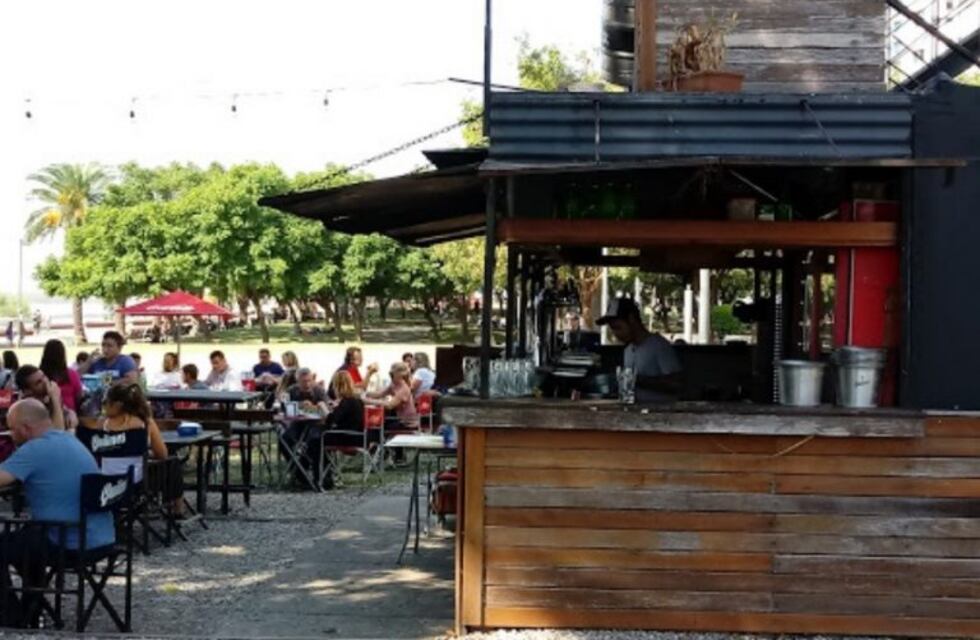 El municipio estudia habilitar canteros, plazas y parques para uso gastronómico