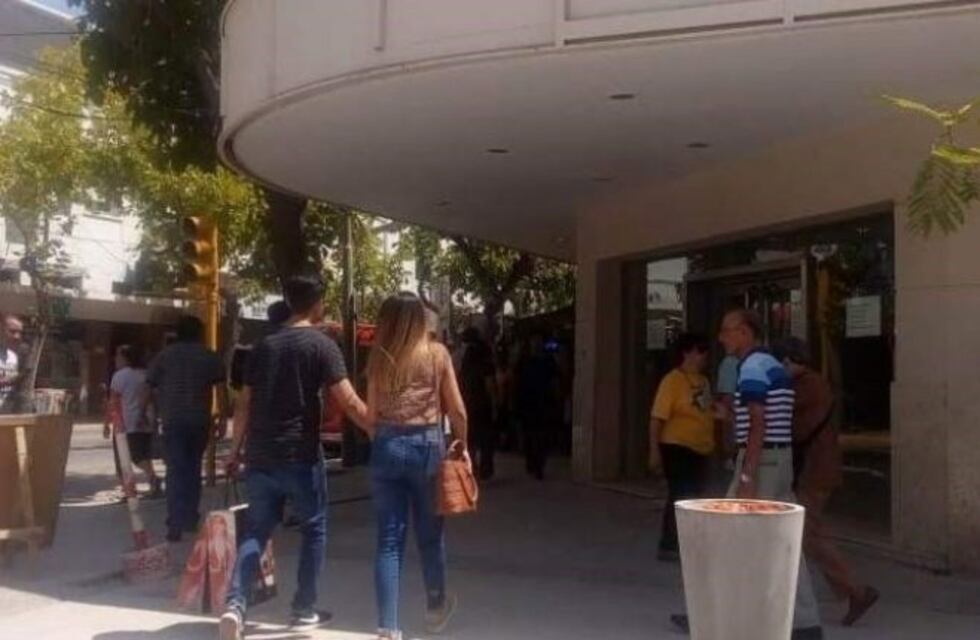 Por la crisis, dos importantes bancos se mudaron del centro sanjuanino