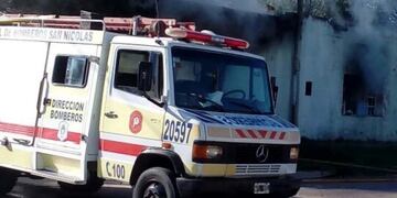 No hubo que lamentar víctimas, aunque las pérdidas materiales fueron de consideración\u002E (Policiales San Nicolás)