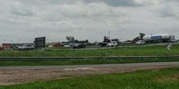 Corte completo Autopista Rosario - Buenos Aires