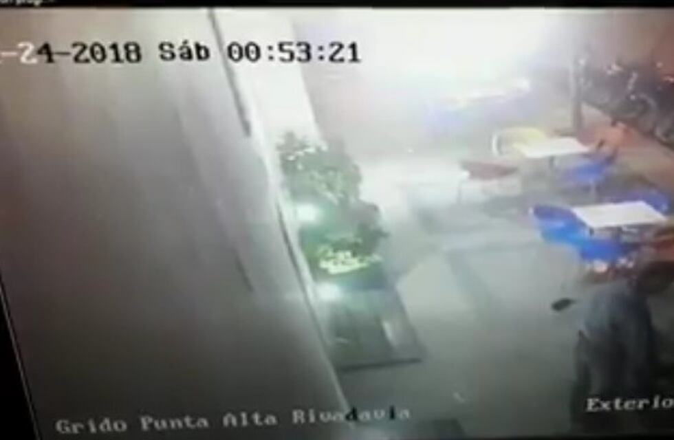 Robaron la moto del cadete de una heladería