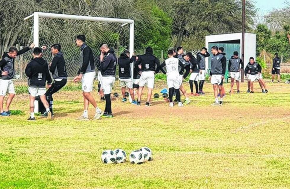 Central Córdoba sigue su puesta a punto y el viernes jugará un amistoso