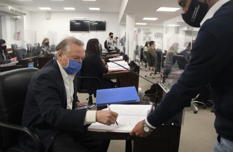 Médico y concejal chaqueño postuló la teoría de "inmunidad de rebaño" para hacer frente al coronavirus