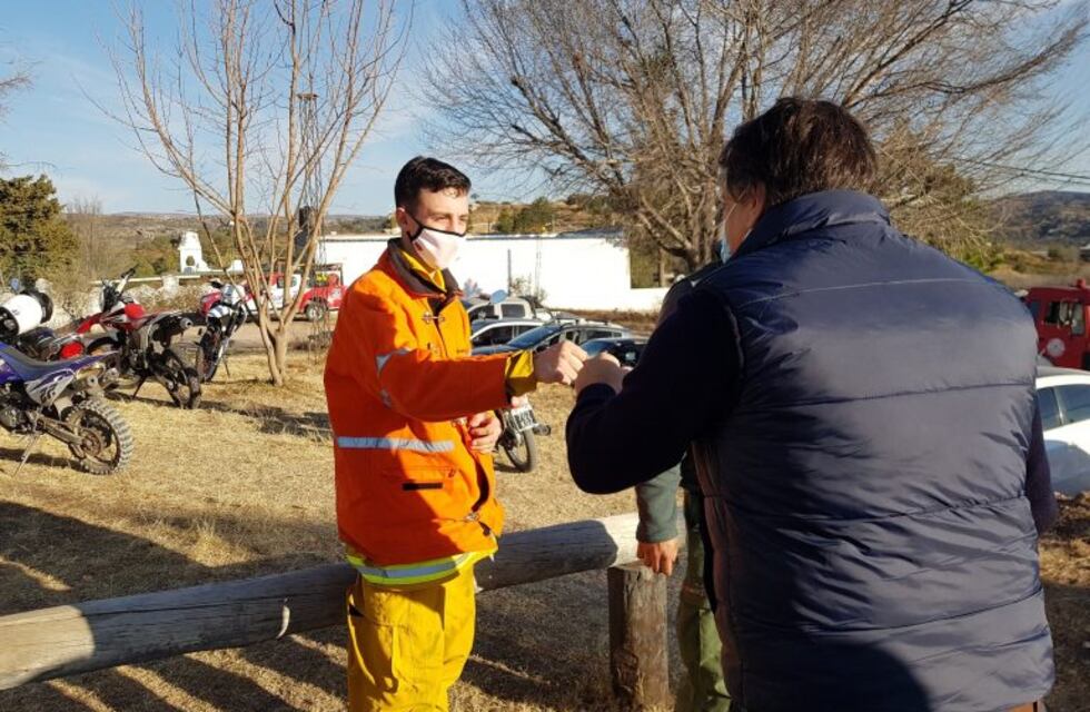 Gratitud y solidaridad: el lado "B" de los incendios forestales