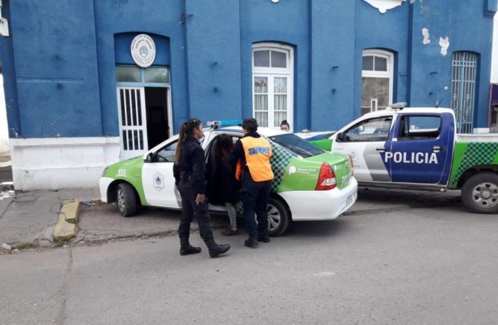 Una mujer gritó "te voy a prender fuego" y quedó aprehendida