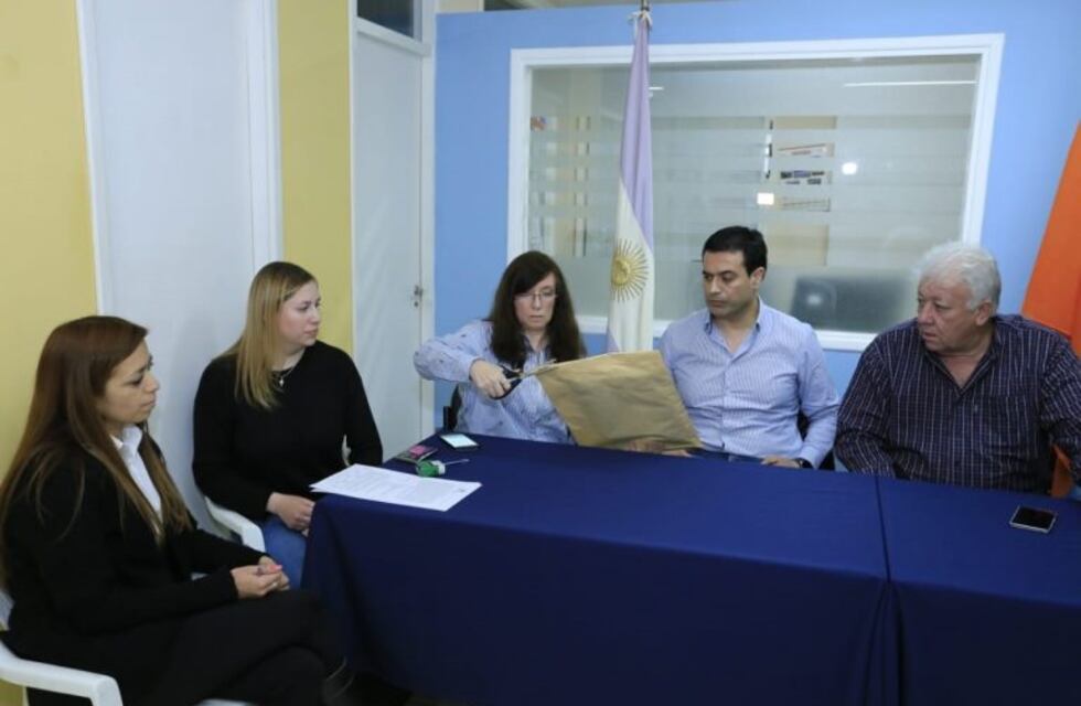 Gobierno realizó la apertura de sobres para la construcción del Instituto María Auxiliadora