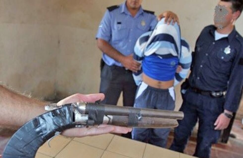 San Rafael: un menor de edad fue sorprendido con una escopeta recortada