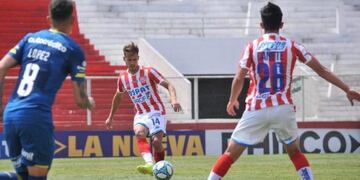 Unión de Santa Fe tiene a tres futbolistas con coronavirus\u002E (@clubaunion)