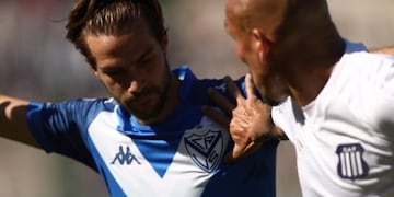 Con 40 años y casi 40 de calor, Guiñazú conmueve a propios y extraños con su despliegue\u002E