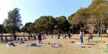Jornada de Educación Sexual Integral en la Plaza Carrasco de Pehuen Co