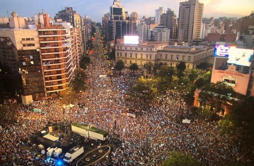 La foto que subió Macri a minutos de comenzar el acto de #SísePuede en Córdoba