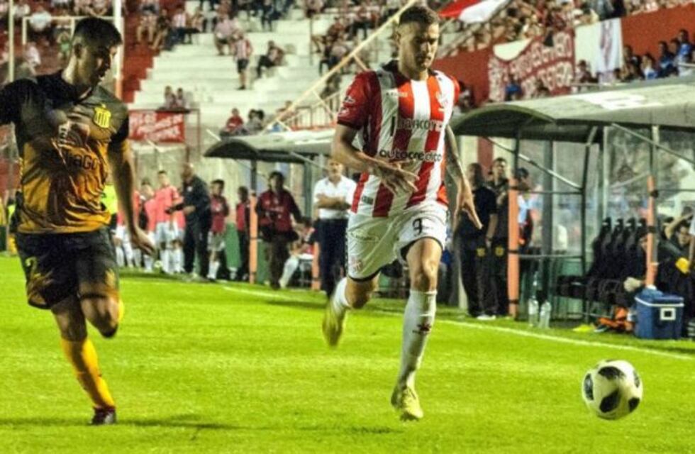 Por la final de la Libertadores, adelantan el partido de la Gloria