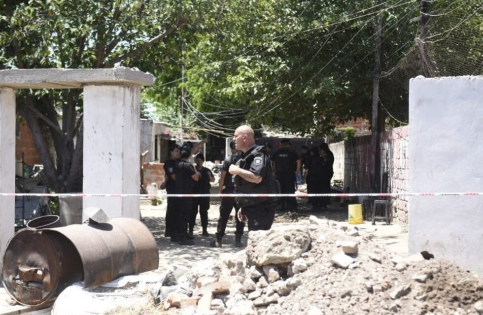 Tres detenidos y secuestro de droga, tras el operativo por toma de rehén en Villa Moreno