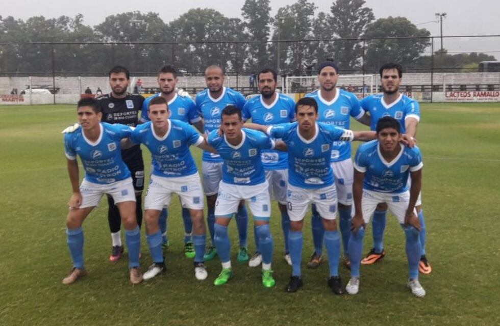 Estudiantes de Río IV empezó con derrota el Pentagonal por el ascenso