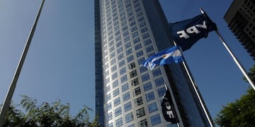 YPF (DYN/EZEQUIEL PONTORIERO)