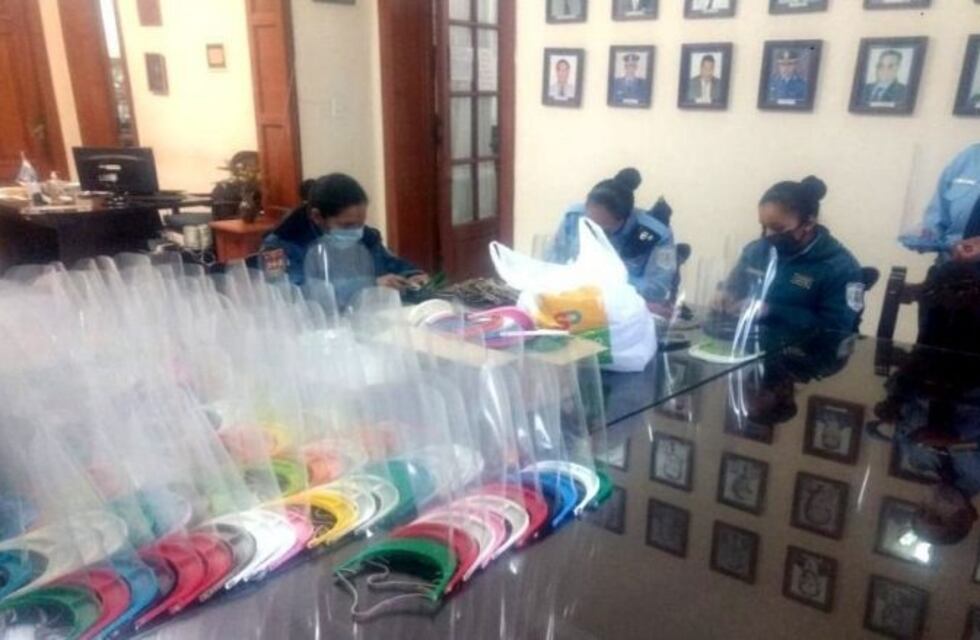 Agentes del Servicio Penitenciario de Salta fabrican artículos de protección