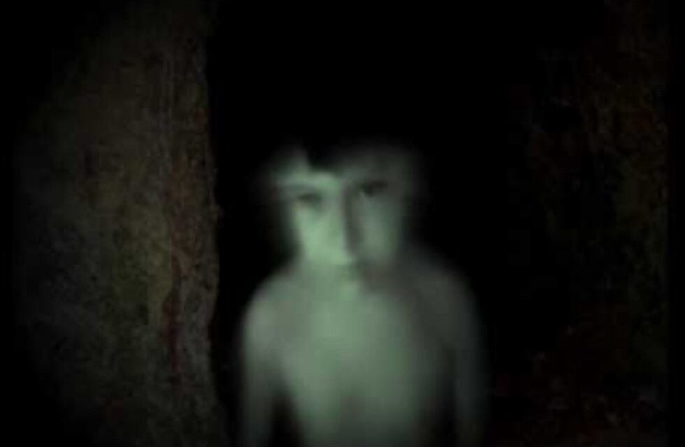 Policías llevan juguetes a la comisaría para que no los moleste el fantasma de un niño