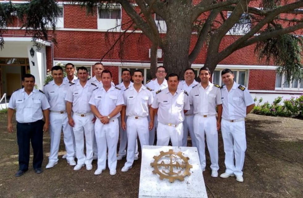 Puerto Belgrano: Egreso de los cabos Principales del curso aplicativo